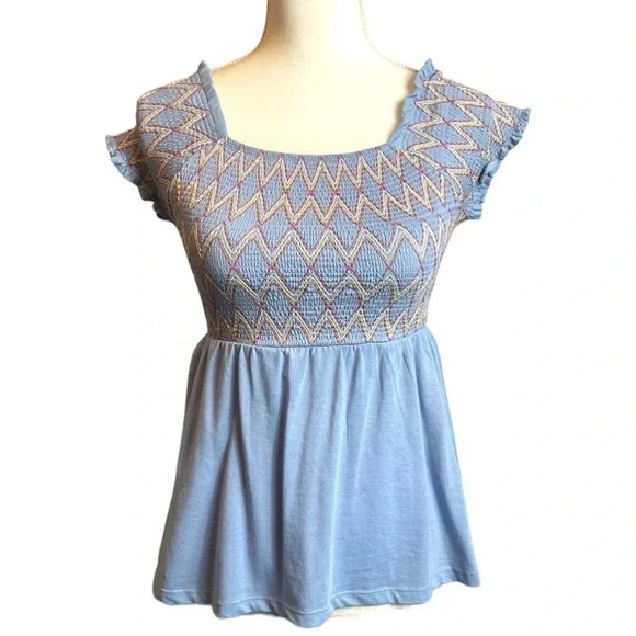 PLANET Gold Juniors' Square-Neck Smocked Top Blue Size Small - Picture 1 of 9